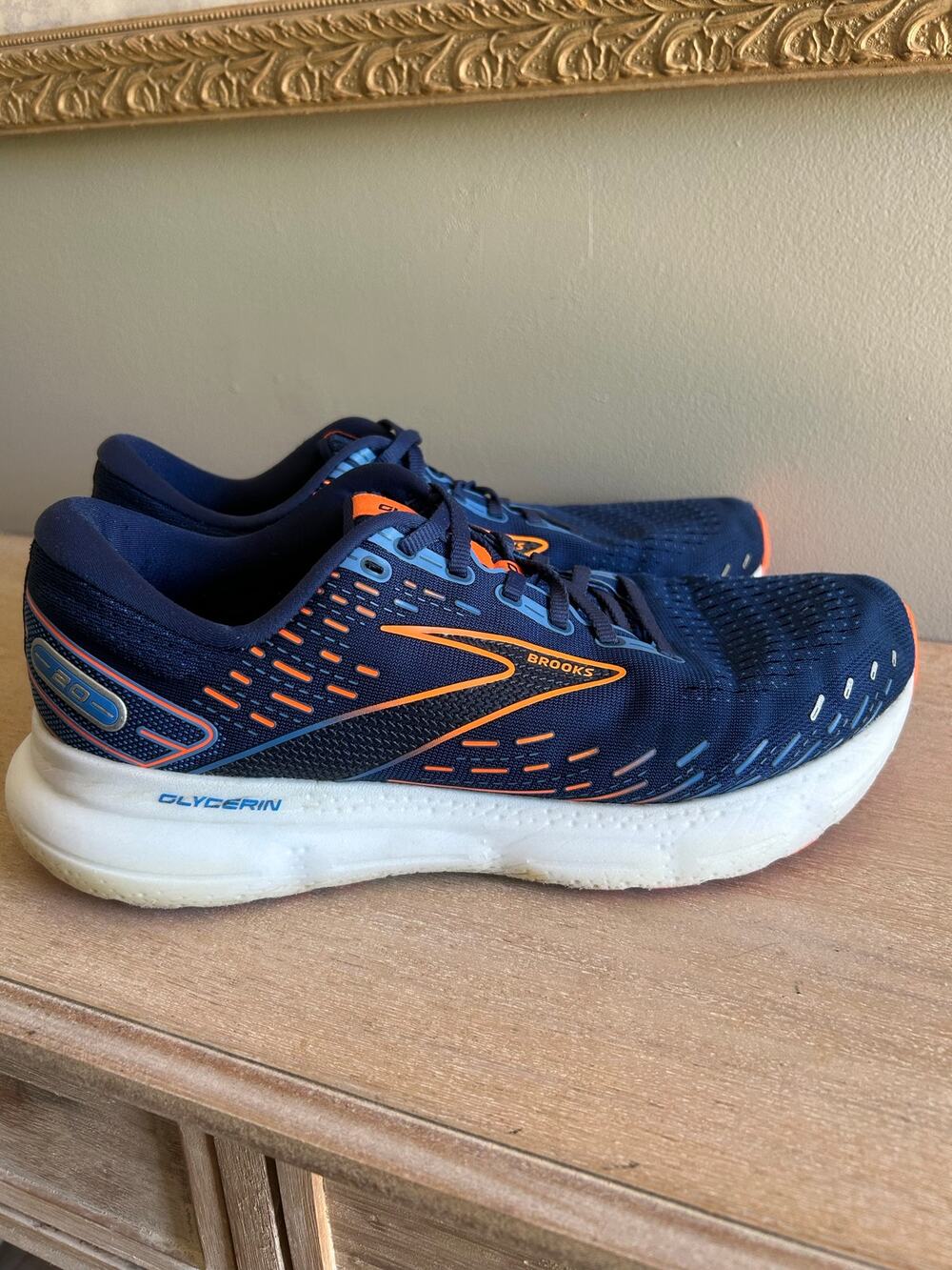 Men’s Brooks Glycerin 20 Running Shoes, Size 11, Blue/Orange Comfort Sneakers